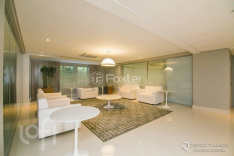 Image 31 - 642898