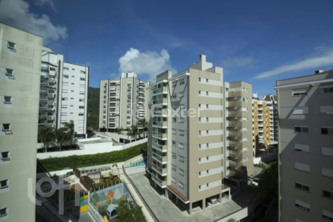 Image 8 - 645481