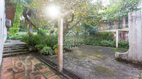 Image 33 - 645953