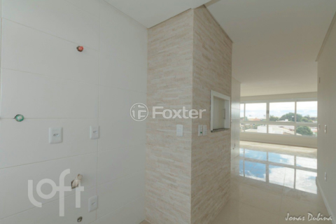 Image 5 - 646083