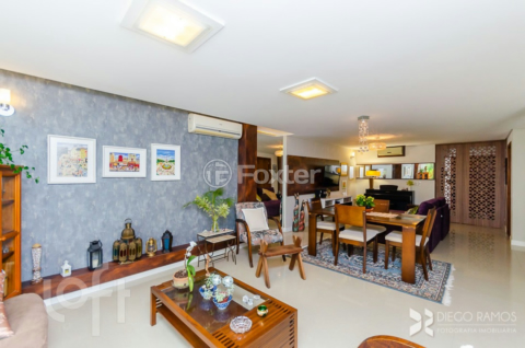 Image 7 - 646300