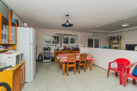 Image 6 - 646447