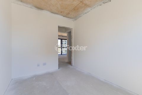 Image 22 - 646573
