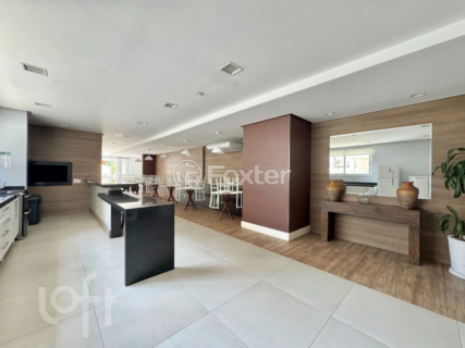 Image 21 - 646578