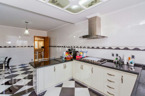 Image 22 - 646604
