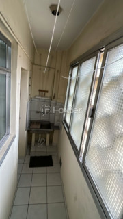 Image 4 - 646883