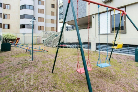 Image 38 - 646944