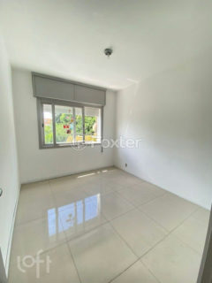 Image 9 - 646981