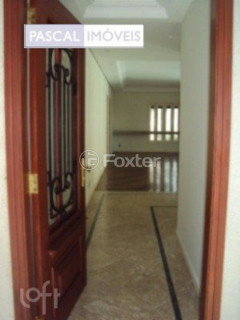 Image 39 - 647218