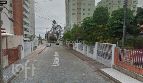 Image 7 - 647815