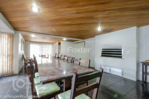 Image 34 - 647924