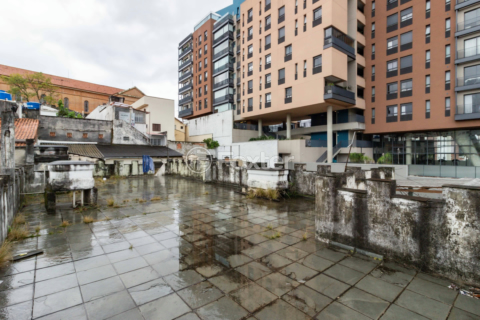 Image 14 - 648429