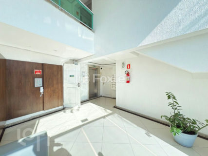 Image 34 - 650034
