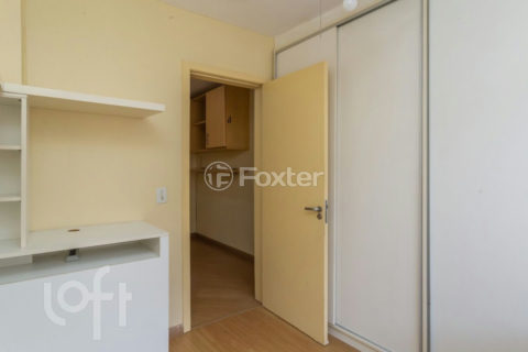 Image 7 - 651779