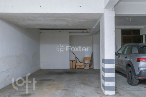 Image 25 - 651779