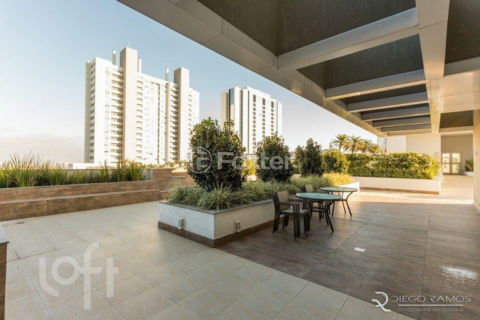 Image 27 - 654541