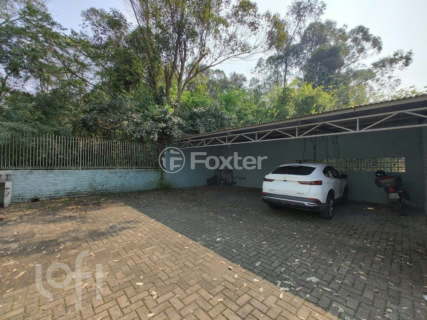 Image 33 - 654678