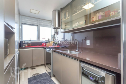 Image 7 - 655864