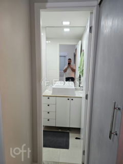 Image 10 - 655983