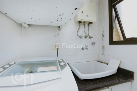 Image 7 - 656776
