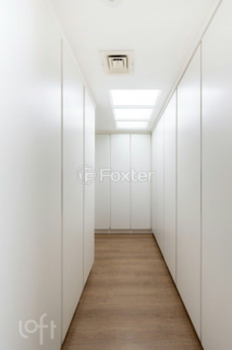 Image 10 - 656864