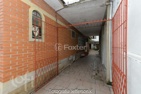 Image 12 - 656961