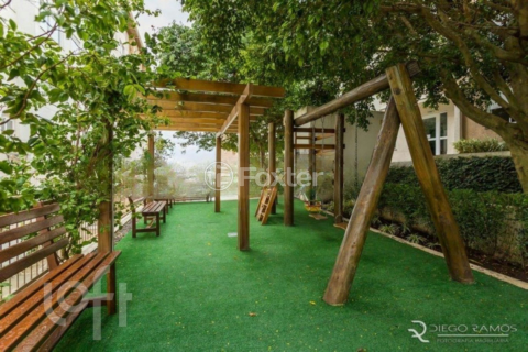 Image 31 - 657157