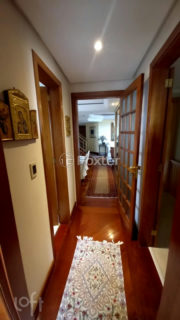 Image 37 - 657529