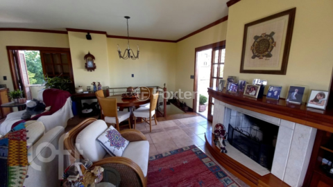 Image 1 - 657529