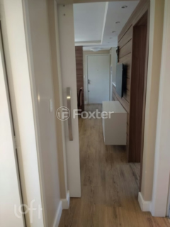 Image 8 - 657558