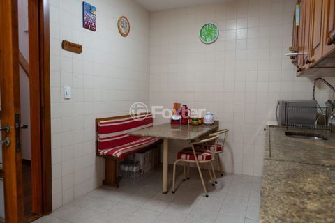 Image 36 - 657696