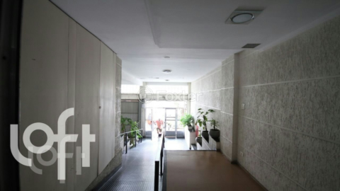 Image 28 - 657761