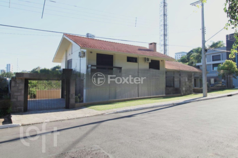 Image 42 - 657864