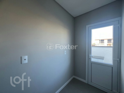 Image 34 - 657980