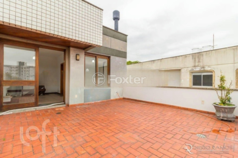 Image 4 - 658095