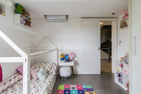 Image 21 - 658819