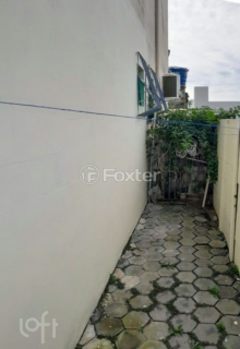 Image 9 - 661495