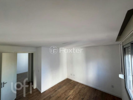 Image 21 - 661767