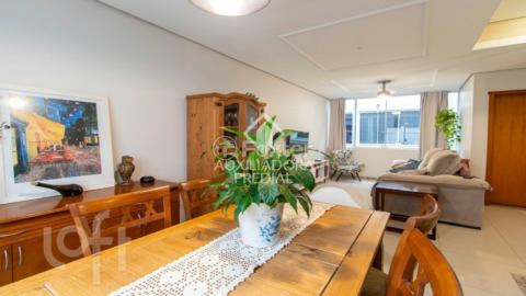 Image 37 - 662858