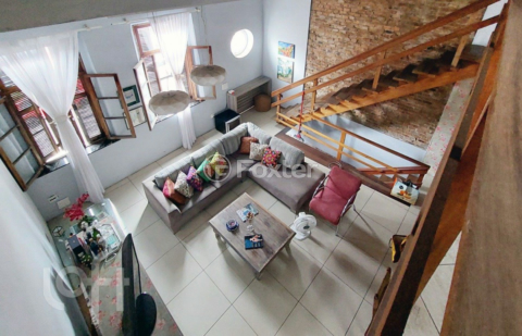 Image 11 - 663920