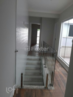 Image 5 - 666962