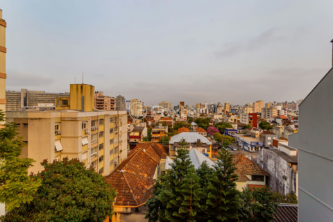 Image 17 - 668495