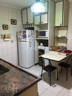 Image 12 - 668555