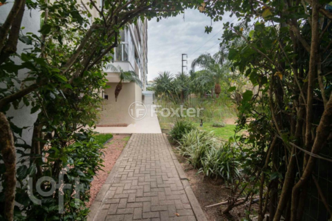 Image 30 - 673775