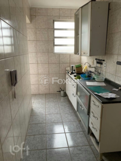 Image 10 - 678578