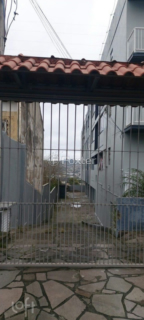 Image 34 - 678578
