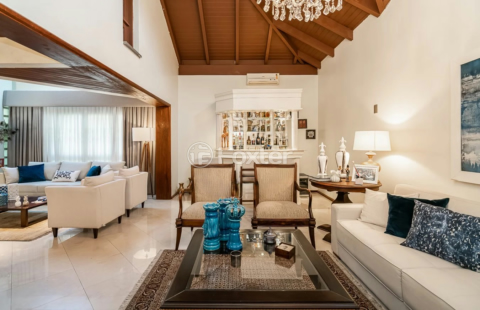Image 20 - 686