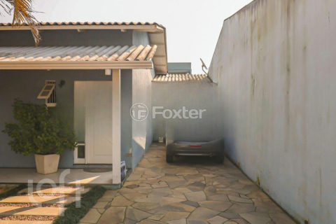 Image 47 - 689851