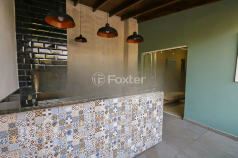Image 3 - 689851