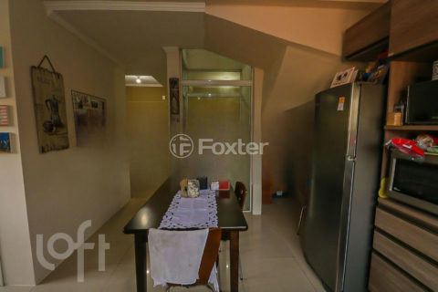 Image 34 - 689851